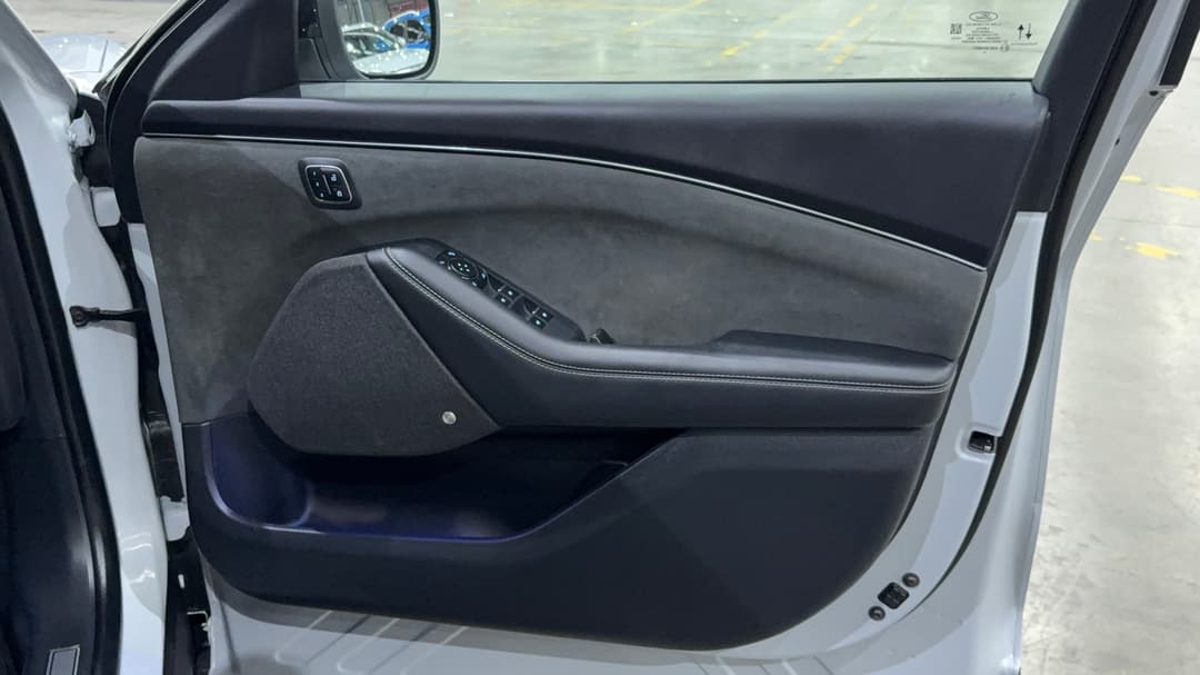 2023 Ford Mustang Mach-e Gt, Automatic, 15474 km, Speaker View