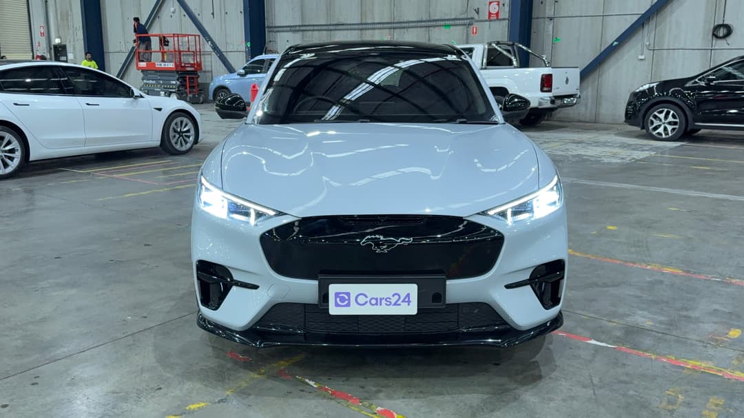 2023 Ford Mustang Mach-e Gt, Automatic, 15474 km, Front View