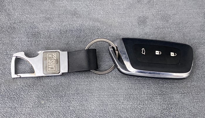 2021 MG HECTOR PLUS SHARP CVT, Petrol, Automatic, 9,602 km, Key Close Up