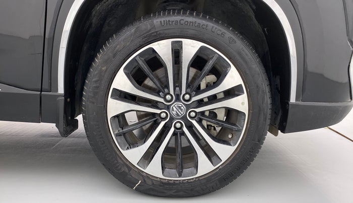 2021 MG HECTOR PLUS SHARP CVT, Petrol, Automatic, 9,602 km, Right Front Wheel