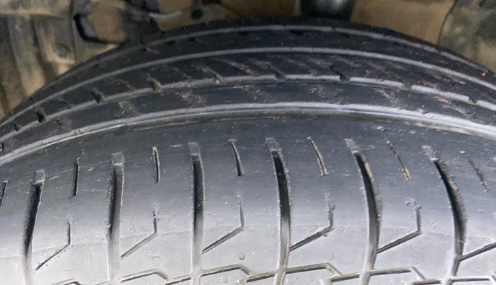 2020 Maruti S Cross ALPHA 1.5 SMART HYBRID, Petrol, Manual, 15,746 km, Left Front Tyre Tread