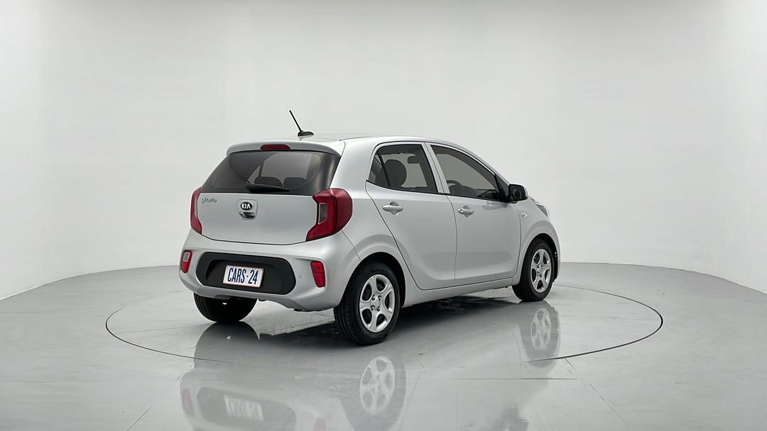 Right Back Diagonal (45- Degree) View