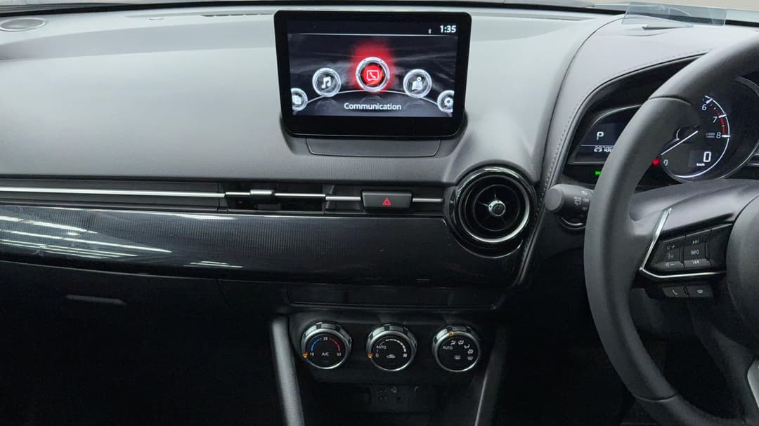 2025 Mazda CX-3 G20 Pure, Automatic, 29786 km, Center Console