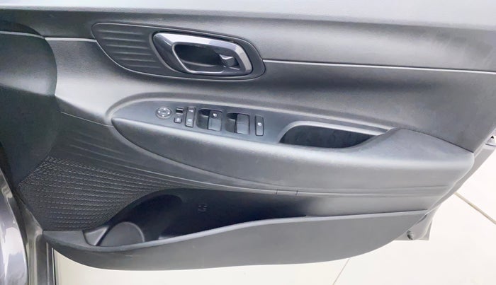 2020 Hyundai NEW I20 SPORTZ 1.2 AT, Petrol, Automatic, 11,788 km, Driver Side Door Panels Control