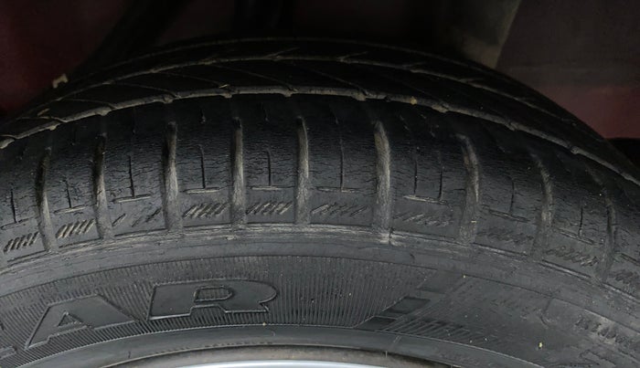 2015 Honda Brio 1.2 S MT I VTEC, Petrol, Manual, 38,781 km, Left Rear Tyre Tread