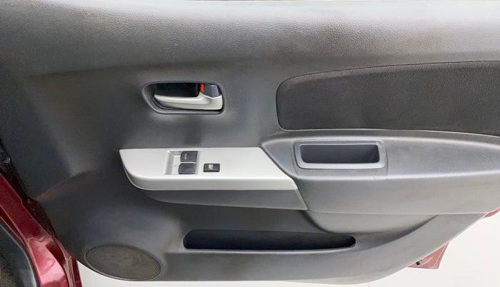 2012 Maruti Wagon R 1.0 LXI, Petrol, Manual, 32,313 km, Driver Side Door Panels Control
