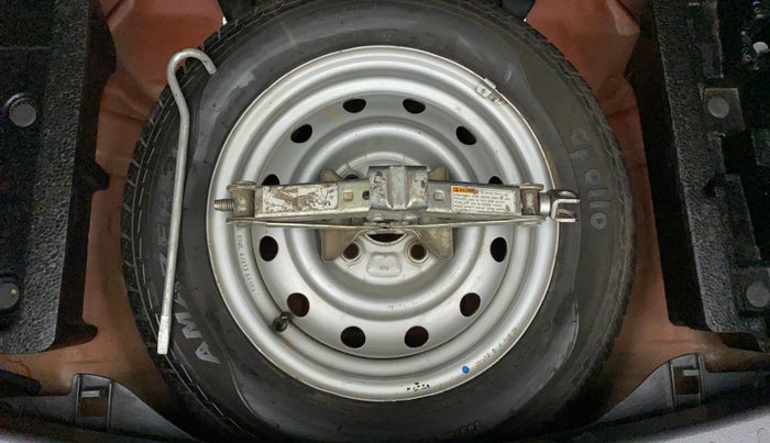 2012 Maruti Wagon R 1.0 LXI, Petrol, Manual, 32,313 km, Dicky (Boot door) - Tool missing