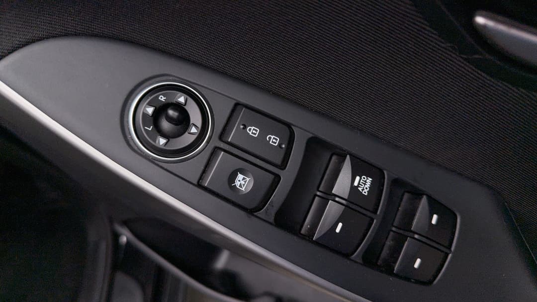 2015 Hyundai i30 Active, Automatic, 111426 km, Drivers Side Door Panel Controls