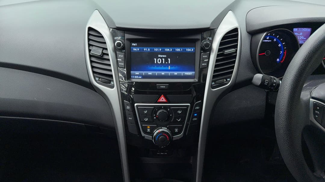 2015 Hyundai i30 Active, Automatic, 111426 km, Center Console