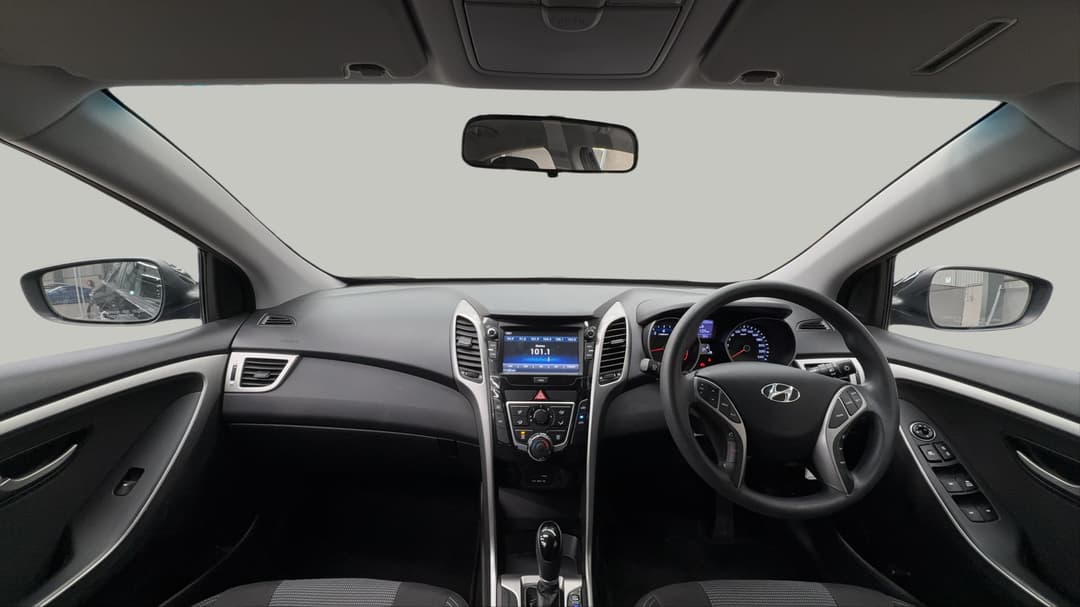2015 Hyundai i30 Active, Automatic, 111426 km, Dashboard View