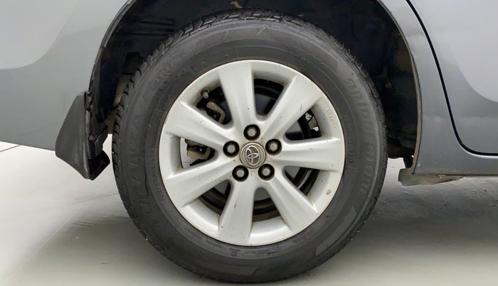 2016 Toyota Corolla Altis G, Petrol, Manual, 80,498 km, Right Rear Wheel