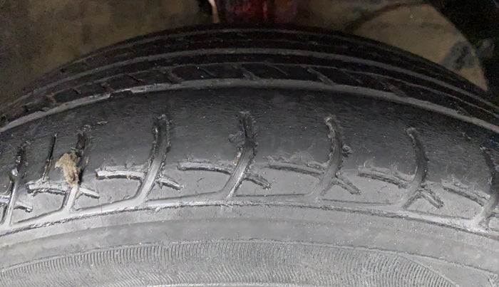 2018 Maruti Baleno DELTA 1.2 K12, Petrol, Manual, 30,376 km, Right Front Tyre Tread