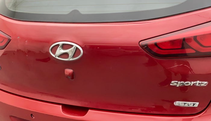 2014 Hyundai Elite i20 SPORTZ 1.2 (O), Petrol, Manual, 87,424 km, Dicky (Boot door) - Minor scratches
