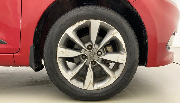 2014 Hyundai Elite i20 SPORTZ 1.2 (O), Petrol, Manual, 87,424 km, Right Front Wheel