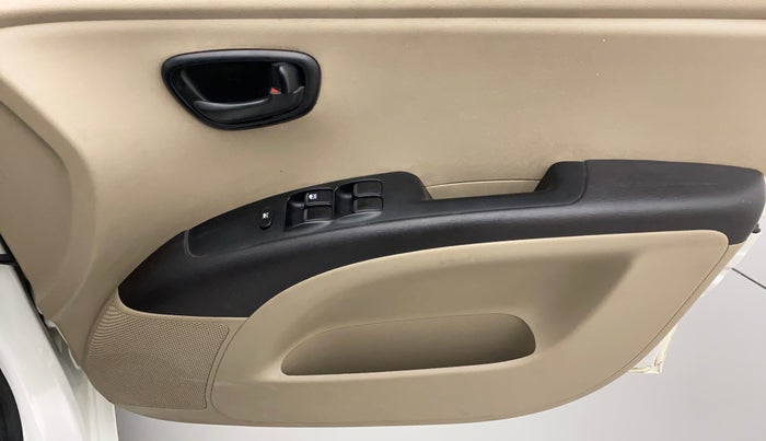 2015 Hyundai i10 MAGNA 1.1, Petrol, Manual, 37,446 km, Driver Side Door Panels Control