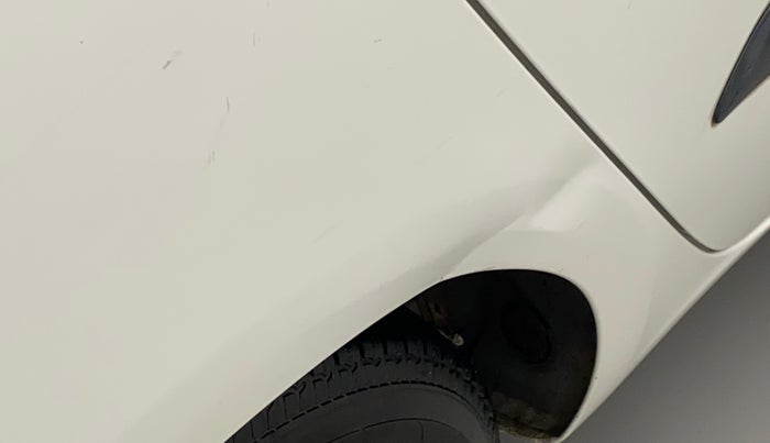 2015 Hyundai i10 MAGNA 1.1, Petrol, Manual, 37,446 km, Right quarter panel - Slightly dented