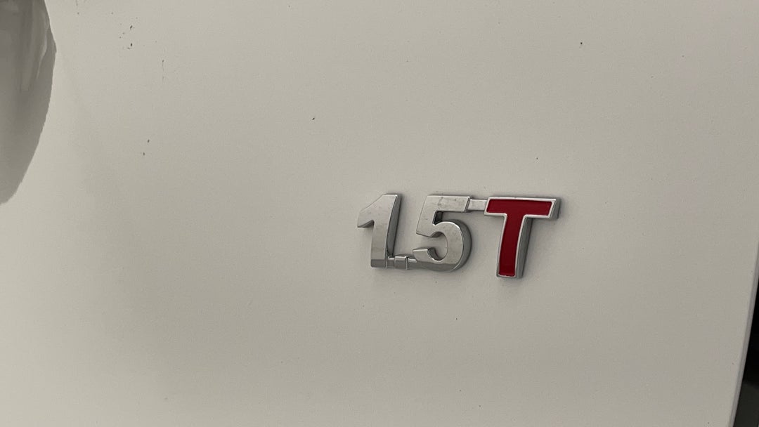 Badge (Boot Right Side)