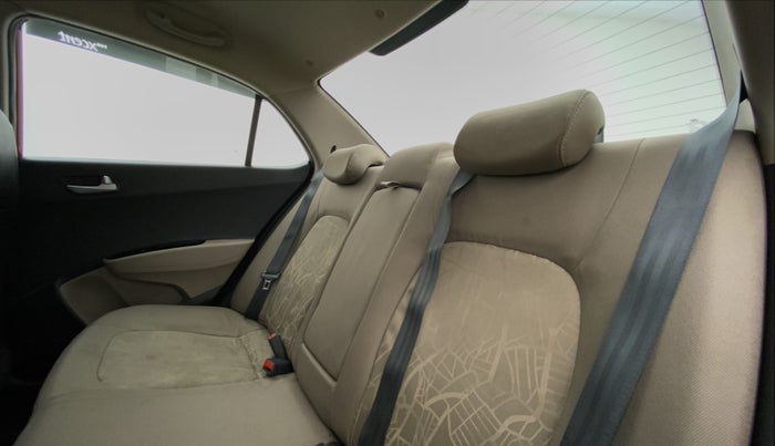 2014 Hyundai Xcent S 1.2 OPT, Petrol, Manual, 33,871 km, Right Side Rear Door Cabin