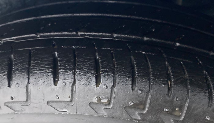 2017 Maruti IGNIS DELTA 1.2 AMT, Petrol, Automatic, 58,951 km, Left Rear Tyre Tread