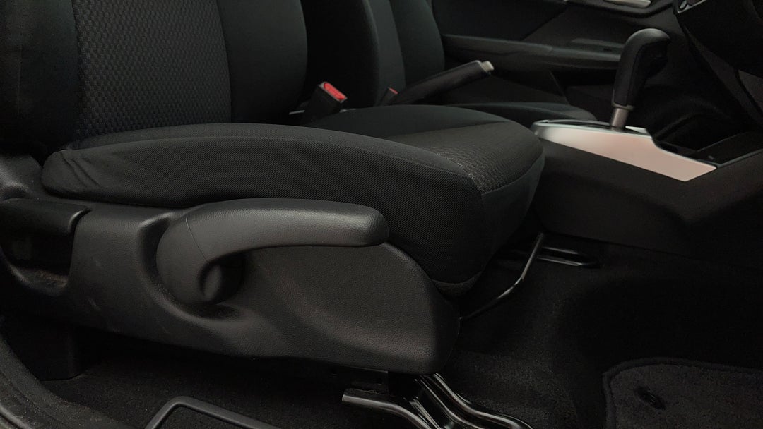 2018 Honda Jazz Vti, Automatic, 85181 km, Drivers Side Adjustment Panel