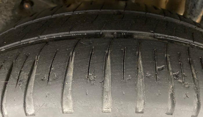 2017 Tata Tiago XT 1.2 REVOTRON, Petrol, Manual, 60,755 km, Left Rear Tyre Tread