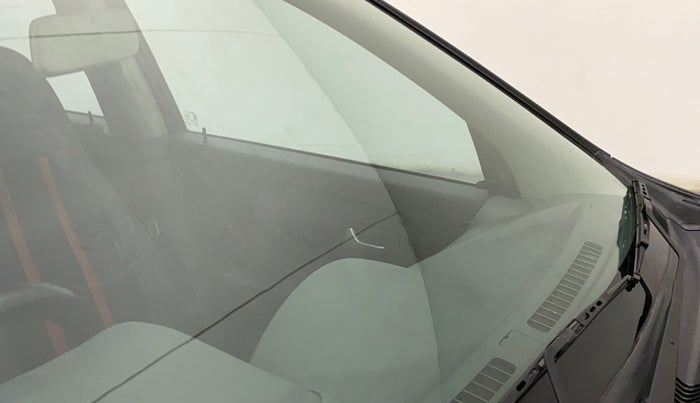 2014 Maruti Alto 800 LXI, Petrol, Manual, 53,296 km, Front windshield - Minor spot on windshield