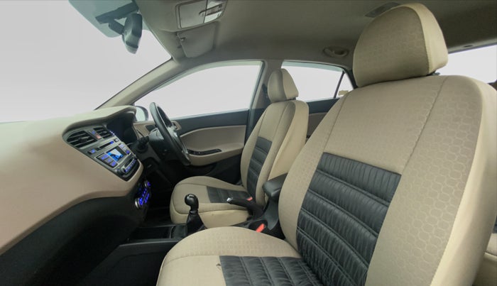 2015 Hyundai Elite i20 SPORTZ 1.2, Petrol, Manual, 40,698 km, Right Side Front Door Cabin