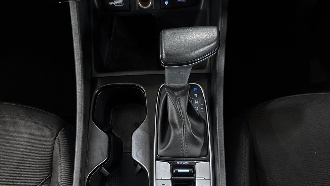 2023 Hyundai Tucson (FWD), Automatic, 38629 km, Gear Lever 