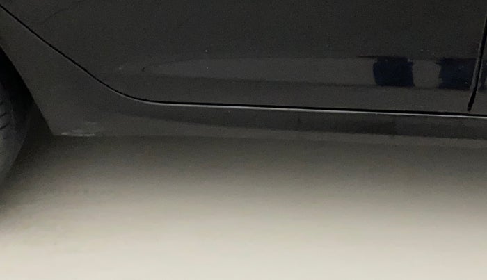 2019 Hyundai Verna 1.6 SX (O) CRDI MT, Diesel, Manual, 72,068 km, Right running board - Minor scratches
