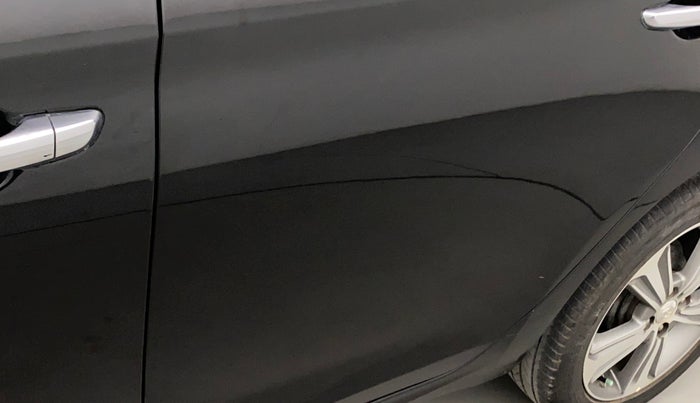 2019 Hyundai Verna 1.6 SX (O) CRDI MT, Diesel, Manual, 72,068 km, Rear left door - Minor scratches