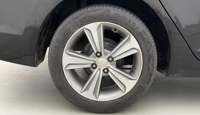 2019 Hyundai Verna 1.6 SX (O) CRDI MT, Diesel, Manual, 72,068 km, Right Rear Wheel