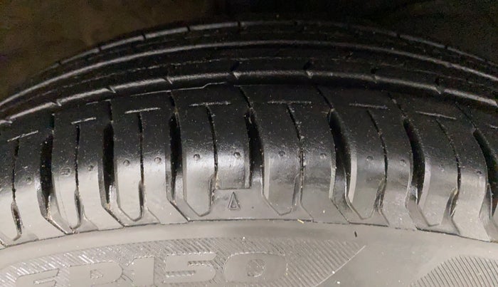 2018 Maruti Dzire VXI AMT, Petrol, Automatic, 49,929 km, Right Front Tyre Tread