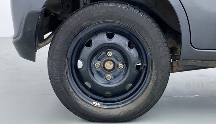 2018 Maruti Alto K10 VXI P, Petrol, Manual, 43,809 km, Right Rear Wheel