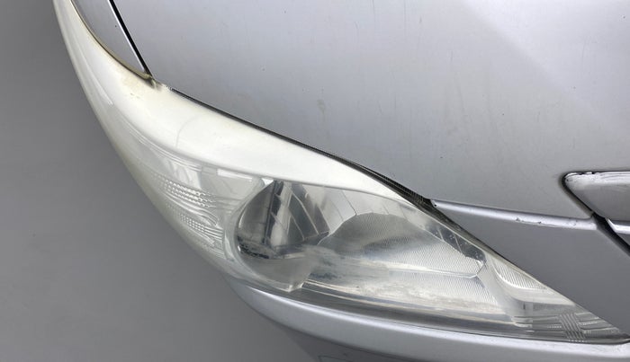 2014 Toyota Innova 2.5 GX 8 STR BS IV, Diesel, Manual, 41,457 km, Right headlight - Faded