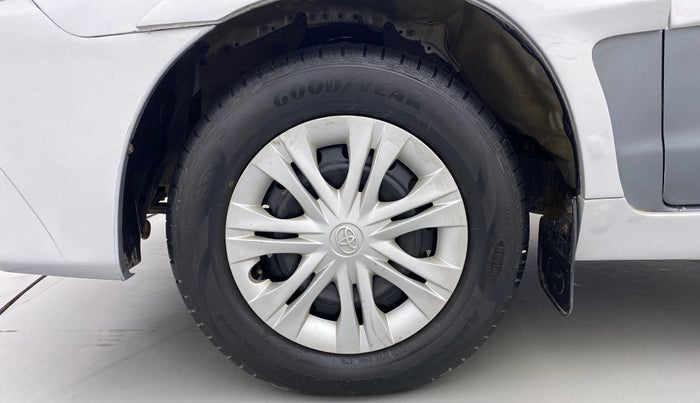 2014 Toyota Innova 2.5 GX 8 STR BS IV, Diesel, Manual, 41,457 km, Left Front Wheel