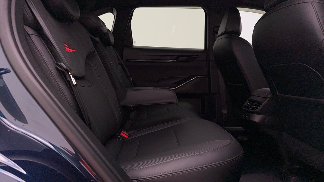 2022 GWM Haval H6gt Lux (2WD), Automatic, 24927 km, Right Side Rear Door Cabin View