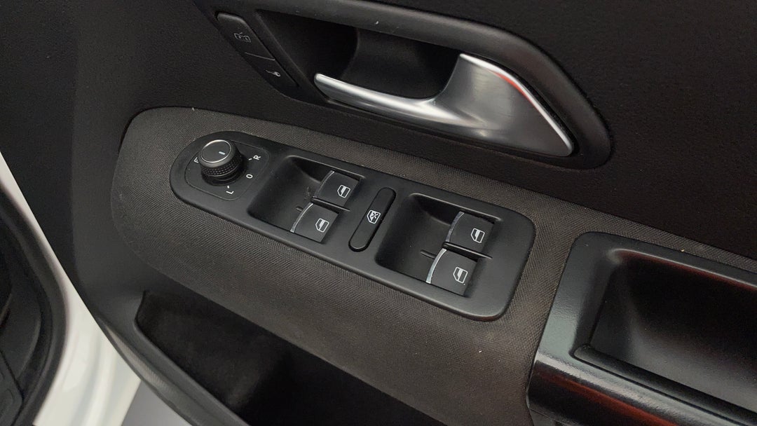 Drivers Side Door Panel Controls