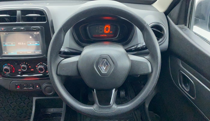 2017 Renault Kwid 1.0 RXT, Petrol, Manual, 71,331 km, Steering Wheel Close Up