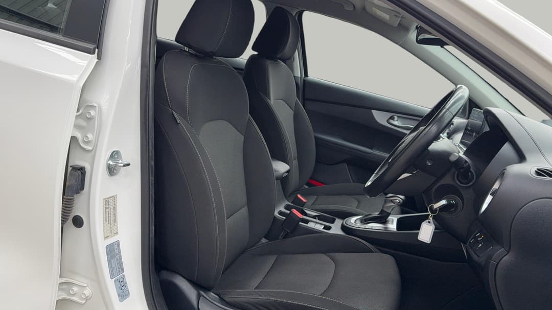 2024 Kia Cerato S Safety Pack, Automatic, 57333 km, Right Side Front Door Cabin View