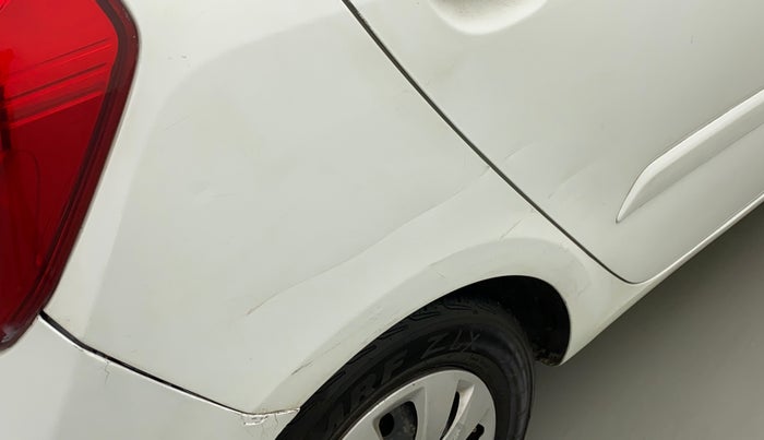 2012 Hyundai i10 SPORTZ 1.2, CNG, Manual, 72,107 km, Right quarter panel - Paint has minor damage