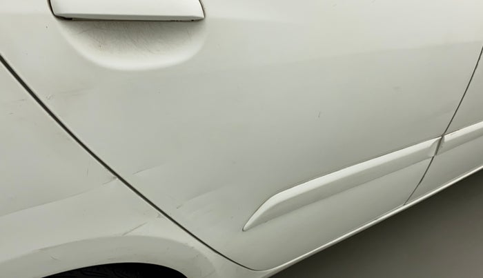2012 Hyundai i10 SPORTZ 1.2, CNG, Manual, 72,107 km, Right rear door - Slightly dented
