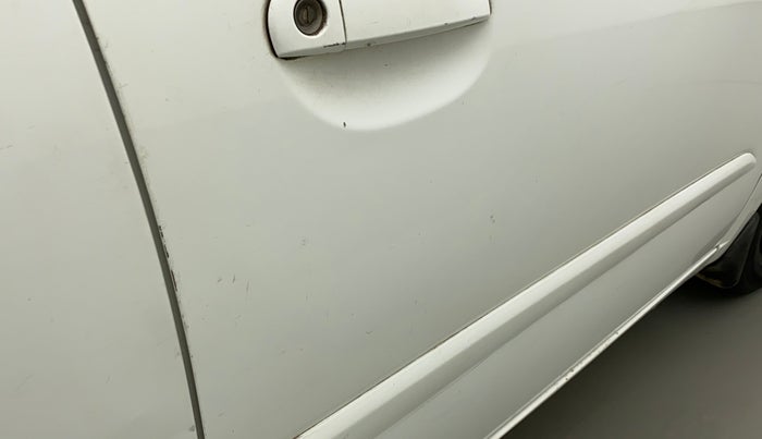 2012 Hyundai i10 SPORTZ 1.2, CNG, Manual, 72,107 km, Driver-side door - Minor scratches