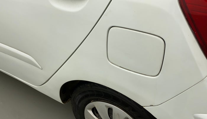 2012 Hyundai i10 SPORTZ 1.2, CNG, Manual, 72,107 km, Left quarter panel - Paint has minor damage