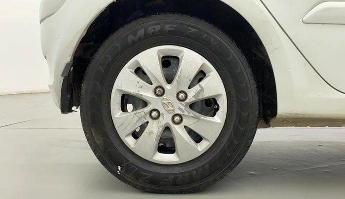 2012 Hyundai i10 SPORTZ 1.2, CNG, Manual, 72,107 km, Right Rear Wheel
