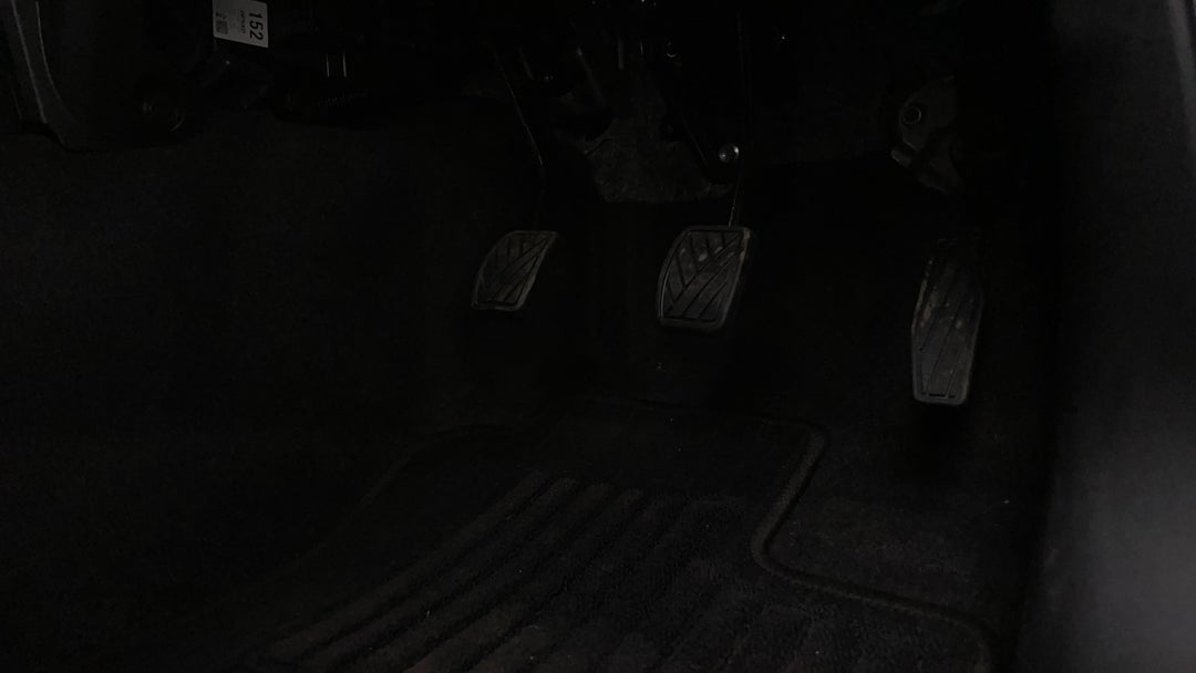 2022 Suzuki Jimny Glx (qld), Manual, 34794 km, Pedals and Footmat