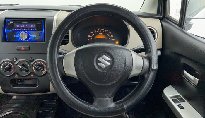 2015 Maruti Wagon R 1.0 LXI CNG, CNG, Manual, 53,208 km, Steering Wheel Close Up