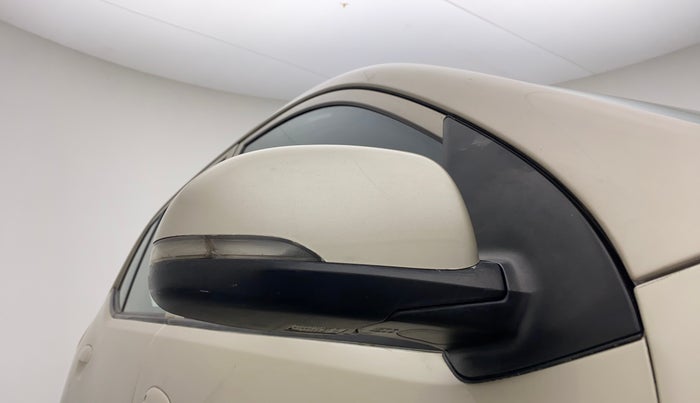 2011 Hyundai i10 MAGNA 1.2, Petrol, Manual, 1,02,475 km, Right rear-view mirror - Mirror motor not working