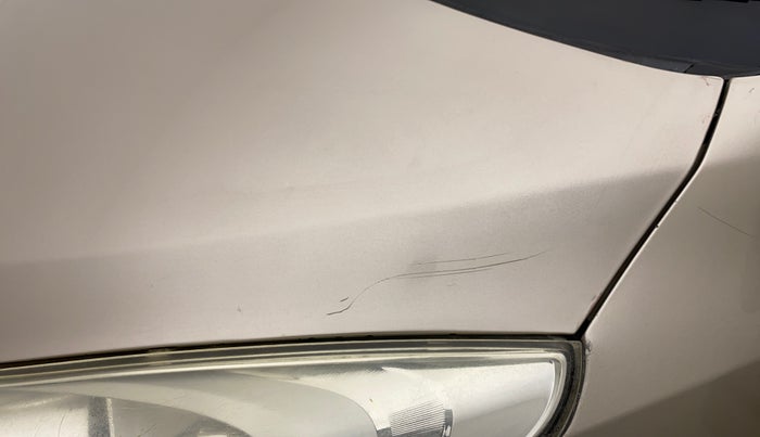 2011 Hyundai i10 MAGNA 1.2, Petrol, Manual, 1,02,475 km, Bonnet (hood) - Minor scratches