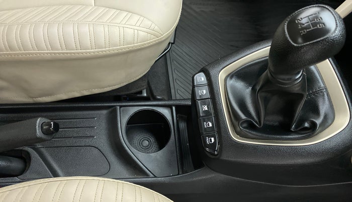2018 Hyundai NEW SANTRO SPORTZ MT, Petrol, Manual, 28,364 km, Gear Lever