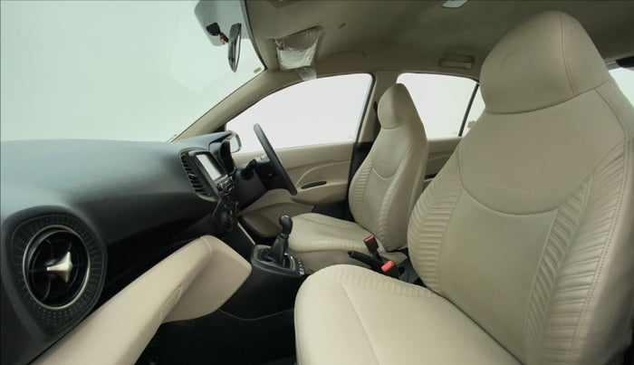 2018 Hyundai NEW SANTRO SPORTZ MT, Petrol, Manual, 28,364 km, Right Side Front Door Cabin